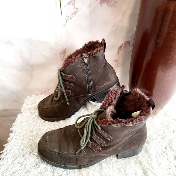 Trotters fur lined lace up boots - Picture 4 of 7